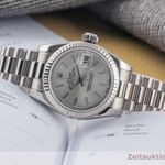 Rolex Lady-Datejust 179179 (Unknown (random serial)) - Silver dial 26 mm White Gold case (2/8)