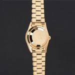 Rolex Day-Date 36 18238 (1990) - Blue dial 36 mm Yellow Gold case (7/8)