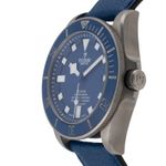 Tudor Pelagos 25600TB (Unknown (random serial)) - Blue dial 42 mm Titanium case (6/8)