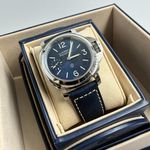 Panerai Luminor Base PAM01085 (2025) - Blauw wijzerplaat 44mm Staal (5/9)