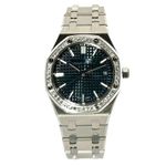 Audemars Piguet Royal Oak Selfwinding 77451ST.ZZ.1361ST.04 (2023) - Blue dial 34 mm Steel case (2/8)