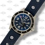 Breitling Superocean 44 A17367D71B1A1 (2019) - Zwart wijzerplaat 44mm Staal (4/8)