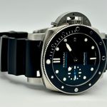 Panerai Luminor Submersible PAM02683 (2021) - Black dial 42 mm Steel case (9/10)