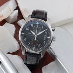 IWC Pilot Spitfire Chronograph IW387802 (Onbekend (willekeurig serienummer)) - Grijs wijzerplaat 43mm Staal (1/8)