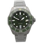 TAG Heuer Aquaracer 300M WBP208B.BF0631 (2024) - Green dial 43 mm Titanium case (1/6)