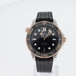 Omega Seamaster Diver 300 M 210.22.42.20.01.002 (2025) - Black dial 42 mm Steel case (1/4)