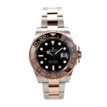 Rolex GMT-Master II 126711CHNR (2023) - Black dial 40 mm Gold/Steel case (2/8)