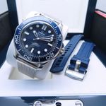 Omega Seamaster Diver 300 M 210.30.42.20.03.002 (2024) - Blue dial 42 mm Steel case (4/8)