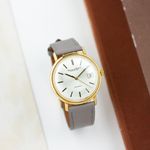 IWC Vintage 8541 (Unknown (random serial)) - White dial 36 mm Yellow Gold case (1/6)