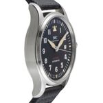 IWC Pilot IW326805 (Unknown (random serial)) - Black dial 39 mm Steel case (7/8)