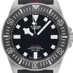 Tudor Pelagos 25717N (2026) - Black dial 42 mm Titanium case (1/7)