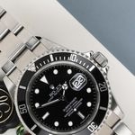 Rolex Submariner Date 16610 (2010) - Zwart wijzerplaat 40mm Staal (3/8)