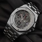 Audemars Piguet Royal Oak Offshore Chronograph 26170TI.OO.1000TI.01 (2014) - Grey dial 42 mm Titanium case (3/8)