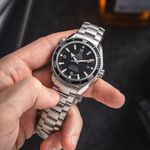 Omega Seamaster Planet Ocean 2201.50.00 (2011) - Zwart wijzerplaat 42mm Staal (5/8)