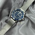 Omega Seamaster Diver 300 M 210.30.42.20.03.002 (2024) - Blue dial 42 mm Steel case (2/8)