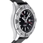 Breitling Avenger A32320101B1X1 (2025) - Black dial 44 mm Steel case (5/7)