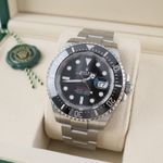 Rolex Sea-Dweller 126600 (2025) - Black dial 43 mm Steel case (2/8)