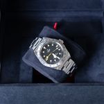 Tudor Black Bay 79470 (2024) - Black dial 39 mm Steel case (3/6)