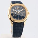 Patek Philippe Aquanaut 5261R-001 (2023) - Blue dial 40 mm Rose Gold case (1/8)