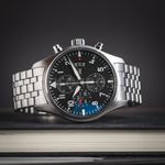 IWC Pilot Chronograph IW377704 (Onbekend (willekeurig serienummer)) - Zwart wijzerplaat 43mm Staal (1/8)