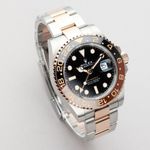 Rolex GMT-Master II 126711CHNR (2021) - Zwart wijzerplaat 40mm Goud/Staal (2/8)