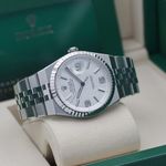 Rolex Land-Dweller 40 127334 (2025) - Wit wijzerplaat 40mm Staal (3/8)
