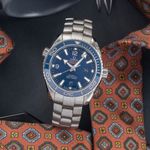 Omega Seamaster Planet Ocean 232.90.38.20.03.001 (Onbekend (willekeurig serienummer)) - Blauw wijzerplaat 38mm Titanium (1/8)