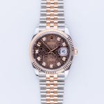 Rolex Datejust 36 126231 (2021) - Brown dial 36 mm Gold/Steel case (3/8)