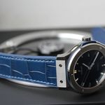 Hublot Classic Fusion Blue 542.NX.7170.LR (2026) - Blue dial 42 mm Titanium case (3/4)