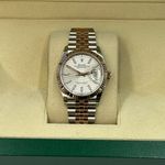 Rolex Datejust 126231 SILVER FLUTED JUB - (4/6)