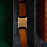 Cartier Tank 96041 (Unknown (random serial)) - White dial 30 mm Yellow Gold case (6/8)