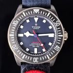 Tudor Pelagos 25707KN (2025) - Blue dial 42 mm Carbon case (4/4)