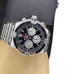 Breitling Chronomat 42 AB0134101B1A1 (2024) - Black dial 42 mm Steel case (8/8)