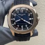 Patek Philippe Aquanaut 5168G-001 (2025) - Blauw wijzerplaat 42mm Witgoud (2/3)