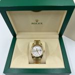 Rolex Day-Date 40 228238 (2023) - Silver dial 40 mm Yellow Gold case (4/8)