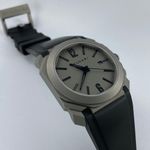 Bulgari Octo 102858 (2022) - Grey dial 41 mm Titanium case (3/8)