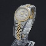 Rolex Lady-Datejust 79173 (2004) - Champagne wijzerplaat 26mm Goud/Staal (2/7)