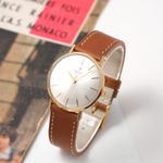 Universal Genève Vintage Unknown (1962) - Silver dial 33 mm Yellow Gold case (3/8)