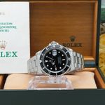 Rolex Submariner Date 16610 (1998) - Black dial 40 mm Steel case (3/8)