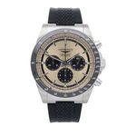 Longines Conquest L3.835.4.32.9 (2025) - Champagne dial 42 mm Steel case (1/7)