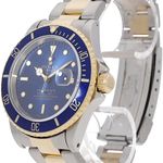 Rolex Submariner Date 16613 (Unknown (random serial)) - Blue dial 40 mm Gold/Steel case (3/5)