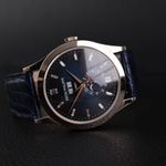 Patek Philippe Annual Calendar 5396G-017 (2024) - Blue dial 39 mm White Gold case (3/8)