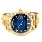 Rolex Day-Date 36 18338 (1991) - Blue dial 36 mm Yellow Gold case (1/8)