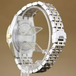 Tudor Royal 28603 (2022) - Champagne wijzerplaat 41mm Staal (6/8)