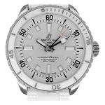 Breitling Superocean A17377211A1S1 (2024) - Wit wijzerplaat 36mm Staal (1/8)