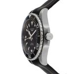 Longines HydroConquest L3.890.4.56.9 (2025) - Black dial 43 mm Steel case (4/7)