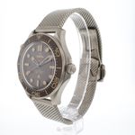 Omega Seamaster Diver 300 M 210.22.42.20.01.004 (2022) - Black dial 42 mm Steel case (2/4)