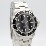 Rolex Submariner No Date 14060 (1995) - Black dial 40 mm Steel case (2/8)