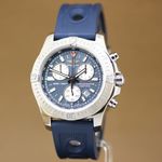 Breitling Colt Chronograph A73388 (2014) - Blue dial 44 mm Steel case (2/8)