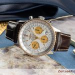 Breitling Navitimer D23322-121 (Unknown (random serial)) - Silver dial 42 mm Gold/Steel case (2/8)